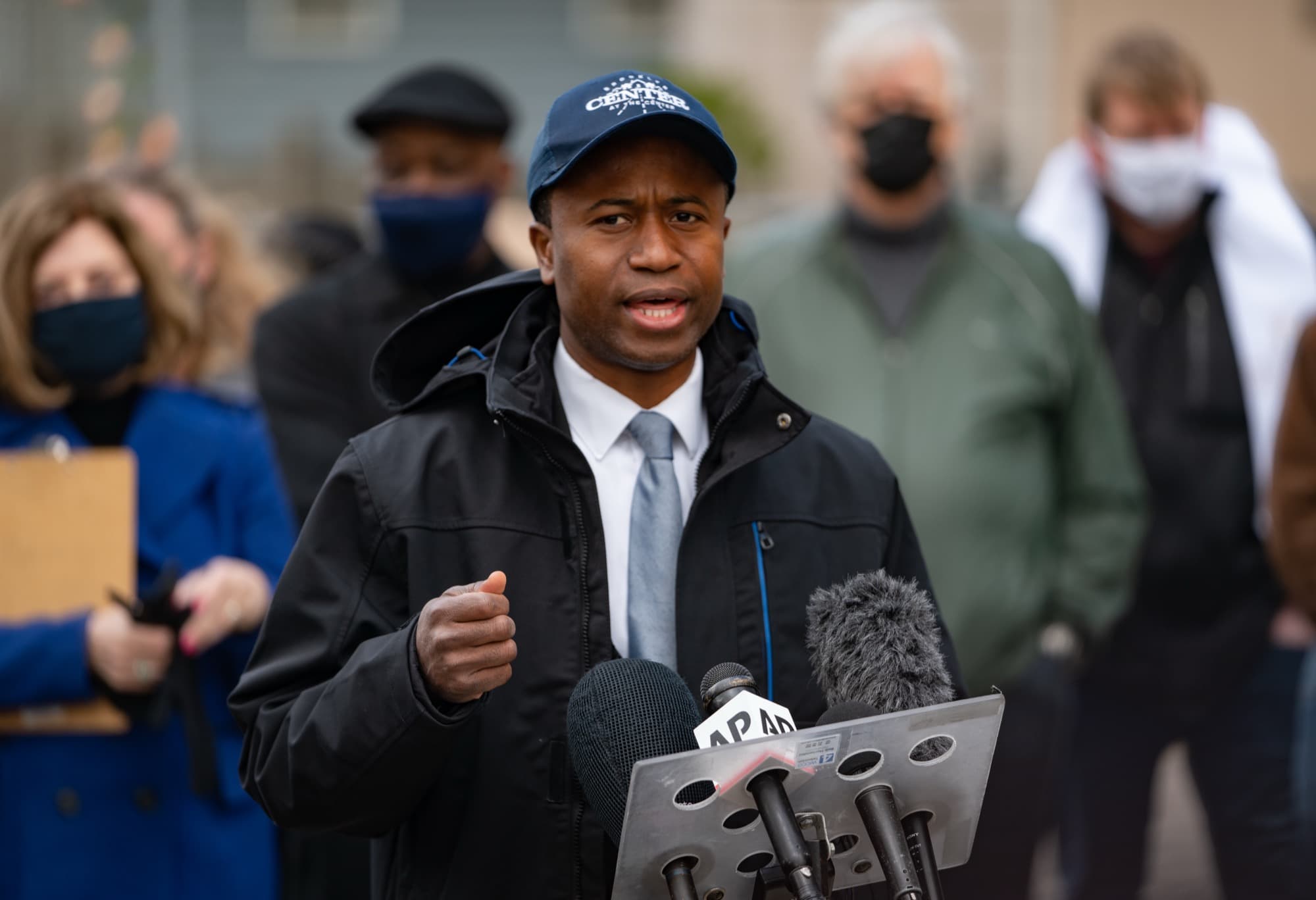 Press conference at the Daunte Wright memorial site — Apr 20, 2021 (Tony Webster, CC BY 2.0)